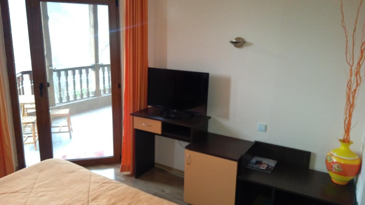 Guest House Alfa Daniel Balkanets  外观 照片